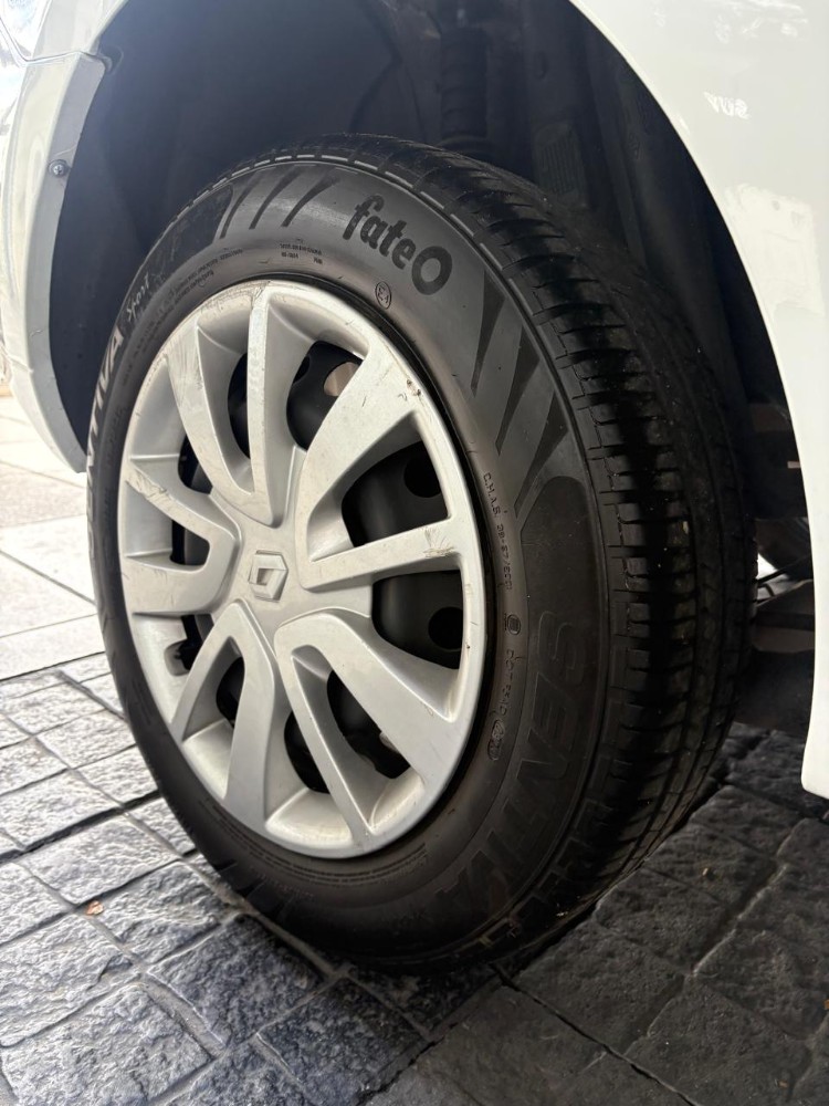 Renault Logan Life — foto 16